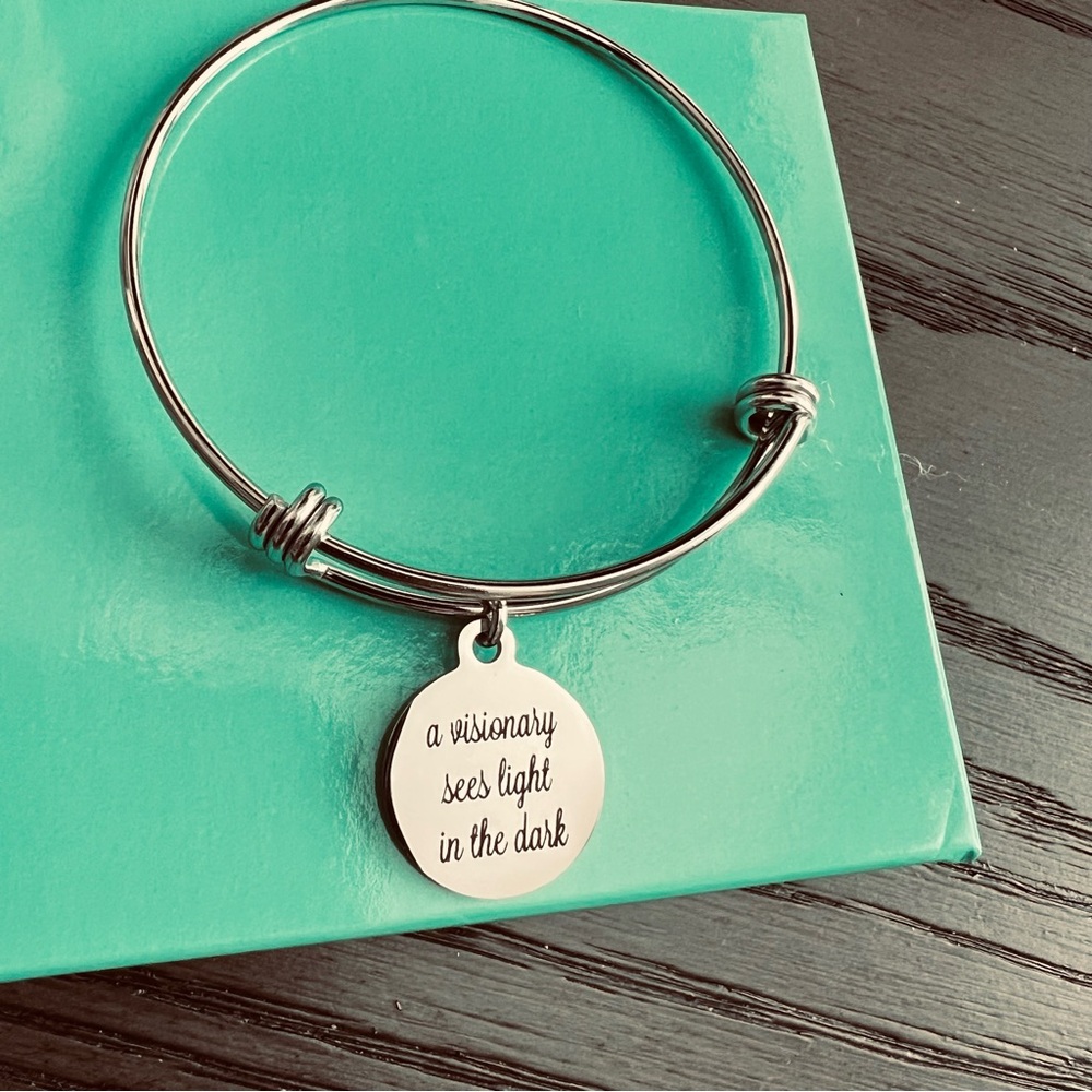 New! “A Visionary Sees Light In The Dark” Silver Bangle Charm w Gift Box